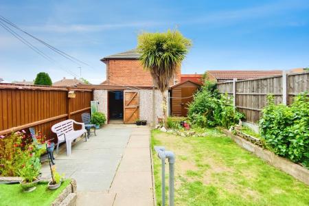 3 bedroom Semi-detached house for sale in Parkdale Road, Thurmaston, LE4