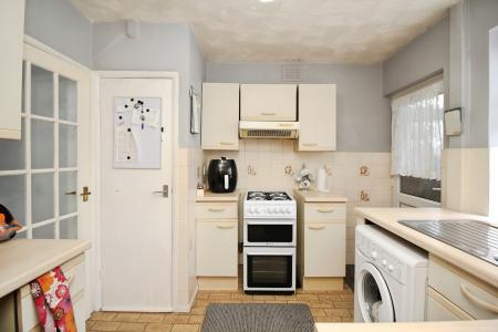 3 bedroom Semi-detached house for sale in Parkdale Road, Thurmaston, LE4