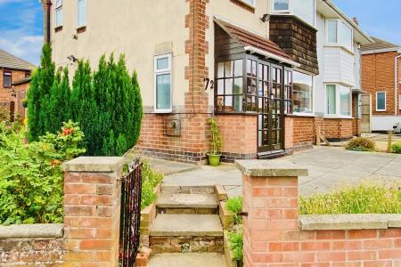 3 bedroom Semi-detached house for sale in Parkdale Road, Thurmaston, LE4