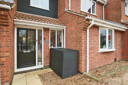 3 bedroom Town house for sale in Partridge close, Syston, LE7