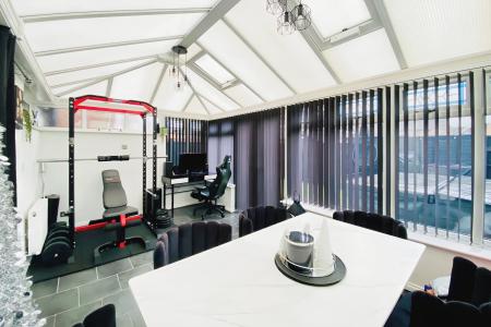 3 bedroom Town house for sale in Partridge close, Syston, LE7