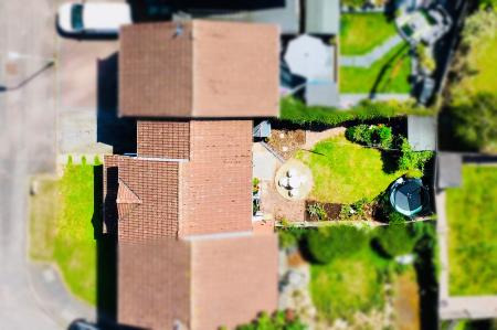 3 bedroom Town house for sale in Partridge Close, Syston, LE7