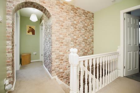 4 bedroom Semi-detached house for sale in Pembroke Avenue, Syston, LE7