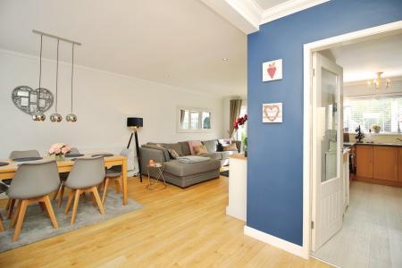 3 bedroom Detached house for sale in Ploughmans Lea, East Goscote, LE7