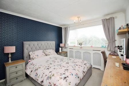 3 bedroom Detached house for sale in Ploughmans Lea, East Goscote, LE7