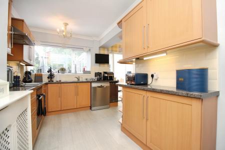 3 bedroom Detached house for sale in Ploughmans Lea, East Goscote, LE7