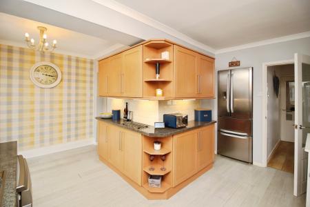 3 bedroom Detached house for sale in Ploughmans Lea, East Goscote, LE7