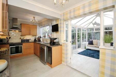 3 bedroom Detached house for sale in Ploughmans Lea, East Goscote, LE7