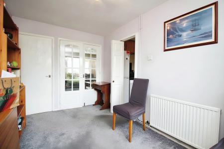 3 bedroom Semi-detached house for sale in Plumtree Way, Syston, LE7