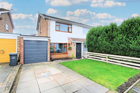 3 bedroom Semi-detached house for sale in Extended Home - Plumtree Way, Syston, LE7