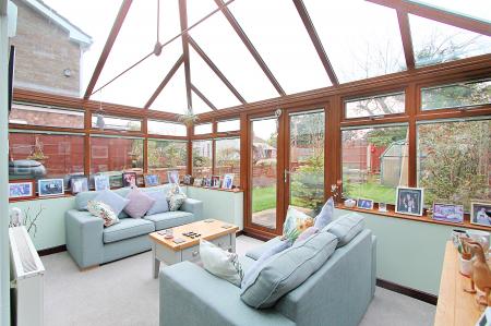 3 bedroom Semi-detached house for sale in Extended Home - Plumtree Way, Syston, LE7