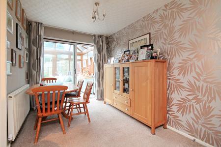 3 bedroom Semi-detached house for sale in Extended Home - Plumtree Way, Syston, LE7