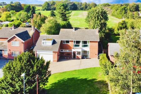 5 bedroom Detached house for sale in Rectory Road, Wanlip, LE7