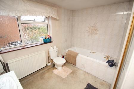 5 bedroom Detached house for sale in Rectory Road, Wanlip, LE7