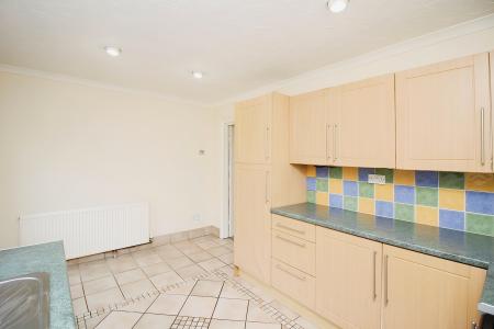 2 bedroom Semi-detached house for sale in Ridgeway Drive, Thurmaston, LE4