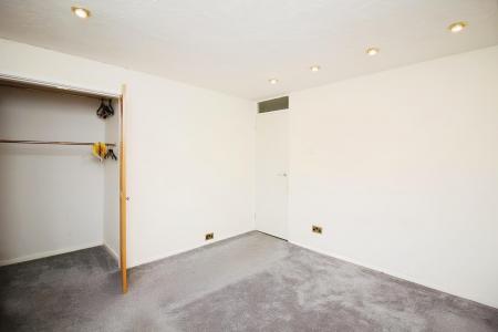 2 bedroom Semi-detached house for sale in Ridgeway Drive, Thurmaston, LE4