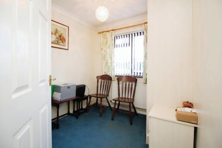 3 bedroom Detached bungalow for sale in Roundhill Close, Syston, LE7