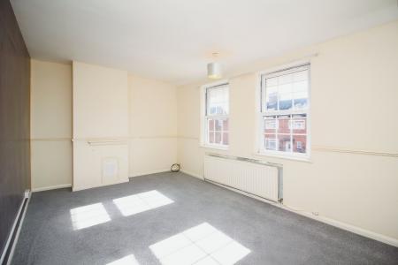 3 bedroom Semi-detached house for sale in Sandford Road, Syston, LE7