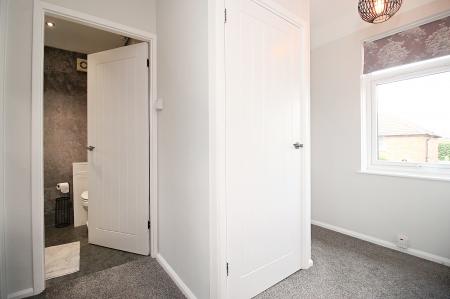 3 bedroom Semi-detached house for sale in Sandford Road, Syston, LE7