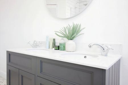 2 bedroom Semi-detached house for sale in Sandford Road, Syston, LE7