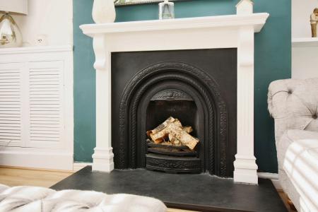 2 bedroom Semi-detached house for sale in Sandford Road, Syston, LE7