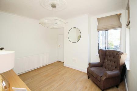 2 bedroom Semi-detached house for sale in Sandford Road, Syston, LE7