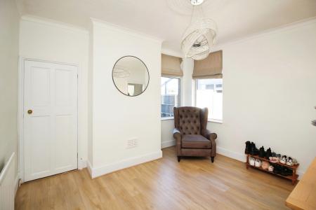 2 bedroom Semi-detached house for sale in Sandford Road, Syston, LE7