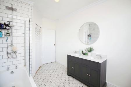 2 bedroom Semi-detached house for sale in Sandford Road, Syston, LE7