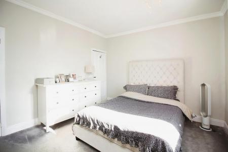 2 bedroom Semi-detached house for sale in Sandford Road, Syston, LE7