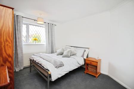 3 bedroom Semi-detached house for sale in Sandiacre Drive, Thurmaston, LE4