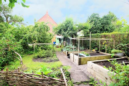 2 bedroom Detached house for sale in Seagrave Road, Thrussington, LE7