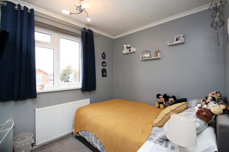 3 bedroom Semi-detached house for sale in Sedgefield Drive, Syston, LE7