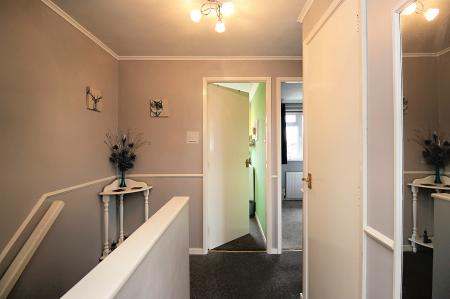 3 bedroom Semi-detached house for sale in Sedgefield Drive, Syston, LE7