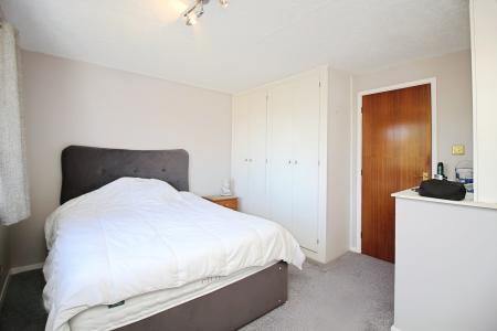 2 bedroom Terraced House for sale in Sedgefield Drive, Syston, LE7