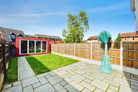 2 bedroom Semi-detached house for sale in Sedgefield Drive, Syston, LE7