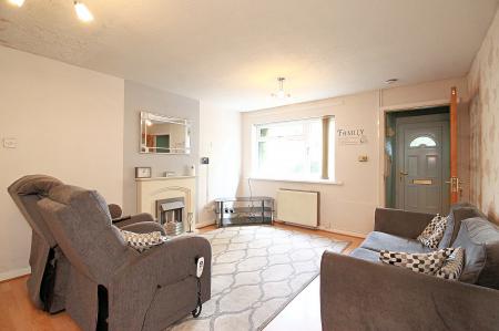 2 bedroom Terraced House for sale in Shearer Close, Rushey Mead, LE4