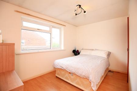 2 bedroom Terraced House for sale in Shearer Close, Rushey Mead, LE4