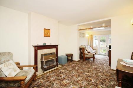 3 bedroom Semi-detached house for sale in South Avenue, Leicester Forest East, LE3