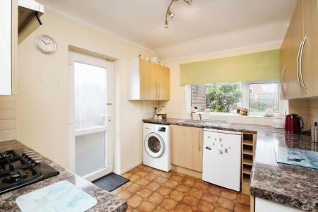 2 bedroom Semi-detached bungalow for sale in Spencer Avenue, Thurmaston, LE4