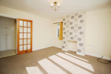 3 bedroom Semi-detached bungalow for sale in Spencer Avenue, Thurmaston, LE4