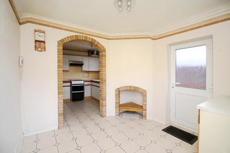 2 bedroom Semi-detached bungalow for sale in Spencer Avenue, Thurmaston, LE4