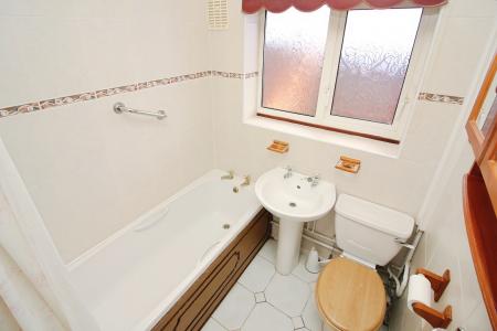 2 bedroom Semi-detached bungalow for sale in Spencer Avenue, Thurmaston, LE4