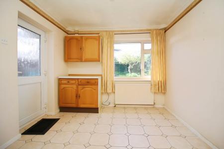 2 bedroom Semi-detached bungalow for sale in Spencer Avenue, Thurmaston, LE4