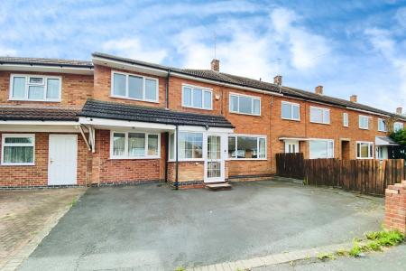 5 bedroom End of terrace house for sale in Springdale Road, Thurmaston, LE4