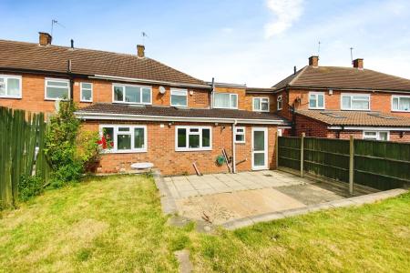 5 bedroom End of terrace house for sale in Springdale Road, Thurmaston, LE4