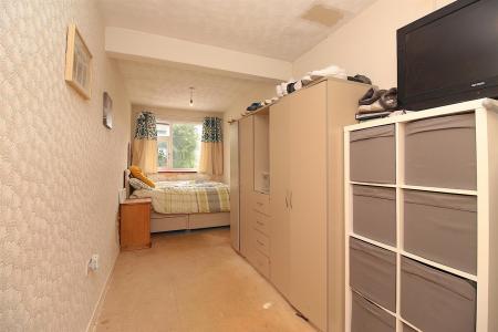 4 bedroom Semi-detached house for sale in Squirrels Corner, East Goscote, LE7