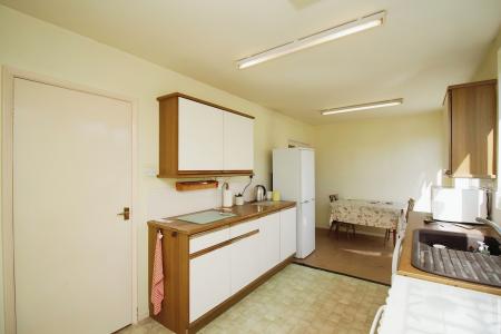 3 bedroom Semi-detached house for sale in St Johns Avenue, Syston, LE7