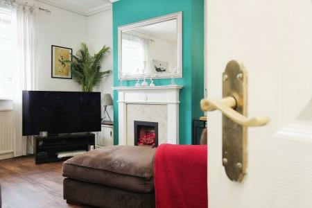 3 bedroom Terraced House for sale in St Peters Street, Syston, LE7