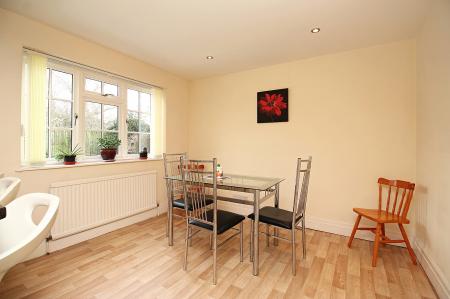 4 bedroom Detached house for sale in Syston Road, Queniborough, LE7