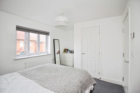 2 bedroom Semi-detached house for sale in Teasel Close, Queniborough, LE7